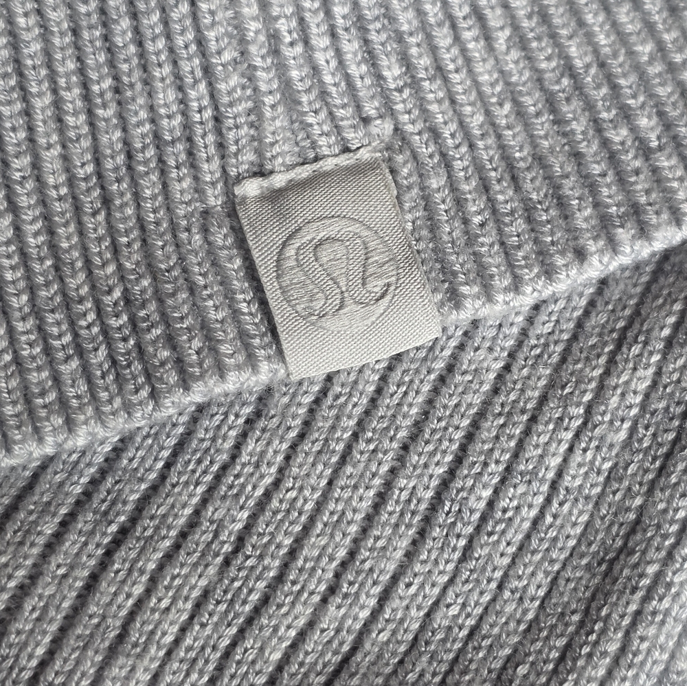 Lululemon Gray Ribbed Knit Sweater Women’s 8 Asymmetrical Hem Cashmere Blend - Picture 6 of 7